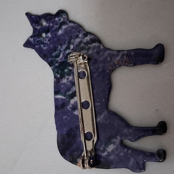 Southwestern COYOTE wolf Pin - Picture 4 of 4